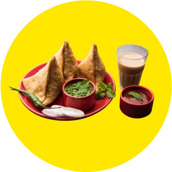 Snacks & combo <br>deals at Frozen<br> Cafe